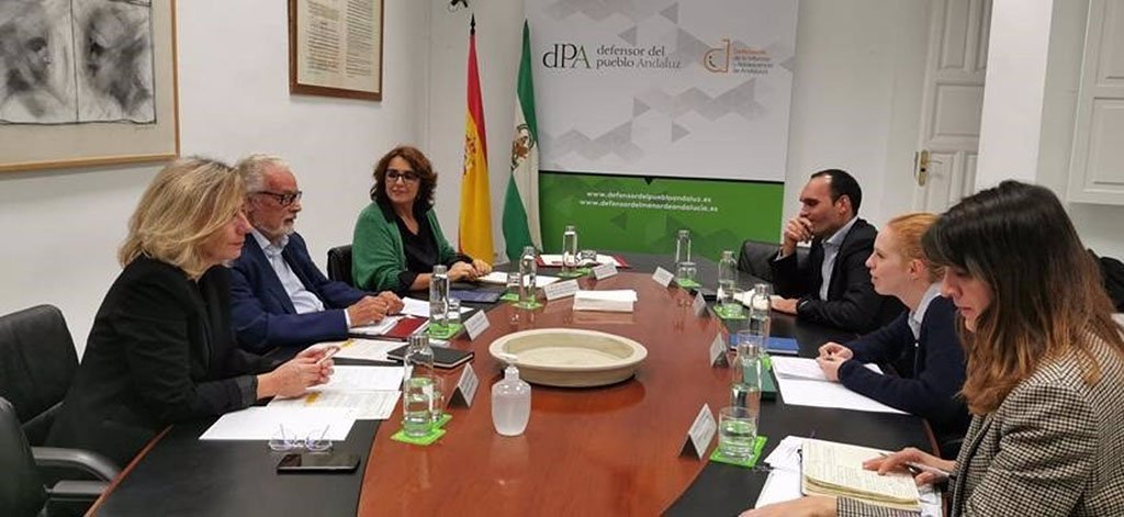 El Defensor del Pueblo Andaluz conoce los avances para la eliminación de los asentamientos en Huelva