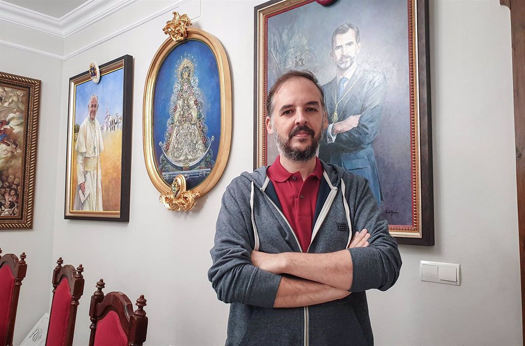 La Matriz de Almonte designa a Antonio Rodríguez Ledesma como cartelista de la próxima romería