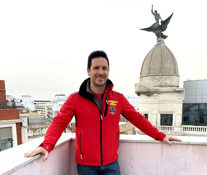 El bombero Juan José García participó en el rescate de tres vidas tras el terremoto de Turquía