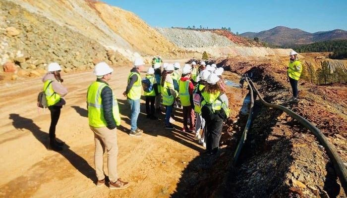Marcha a pie y visita a las teleras por el 135 aniversario del Año de los Tiros