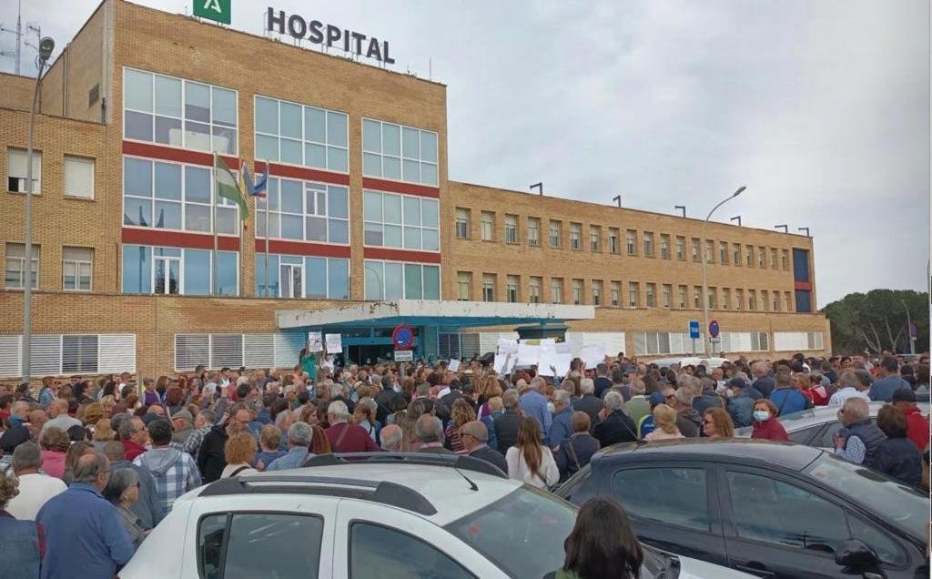 IU denuncia el cierre del 18% de las camas del Hospital de Riotinto