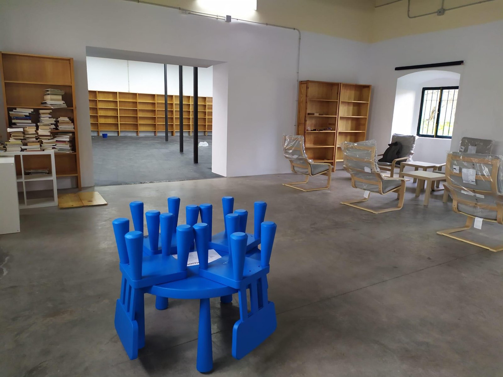 Aroche prevé inaugurar su biblioteca municipal antes de mayo