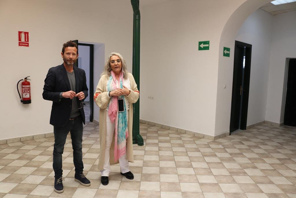 El Rompido estrena el primer Centro de Interpretación de la Costa Occidental en su emblemático faro