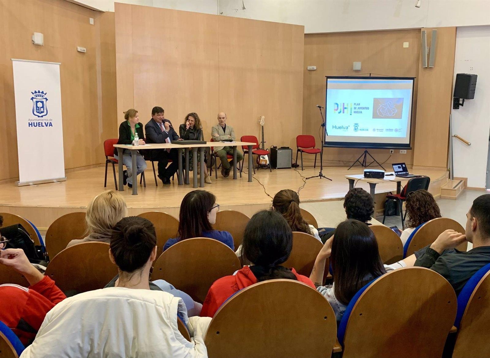 El Ayuntamiento diseña más de 48 actividades en el Plan de Juventud