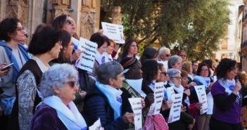Revuelta de mujeres en la Iglesia de Huelva por la igualdad