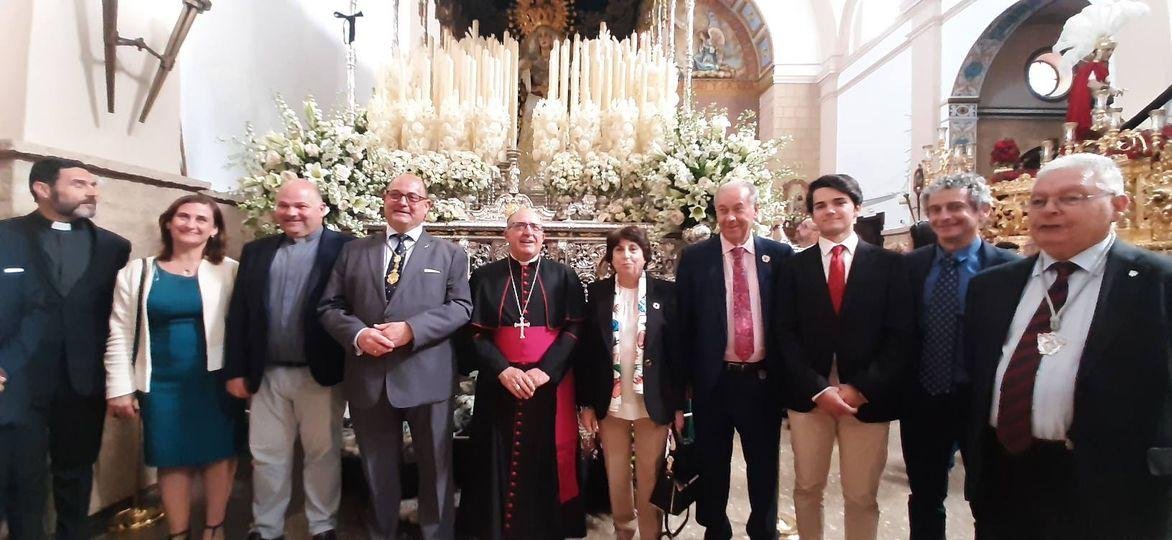 Tres Caídas enciende un cirio por ‘La Sonrisa de Rafa’