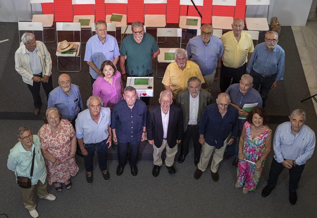 Más de 90 veteranos del PSOE de Huelva firman el manifiesto de apoyo a Pedro Sánchez