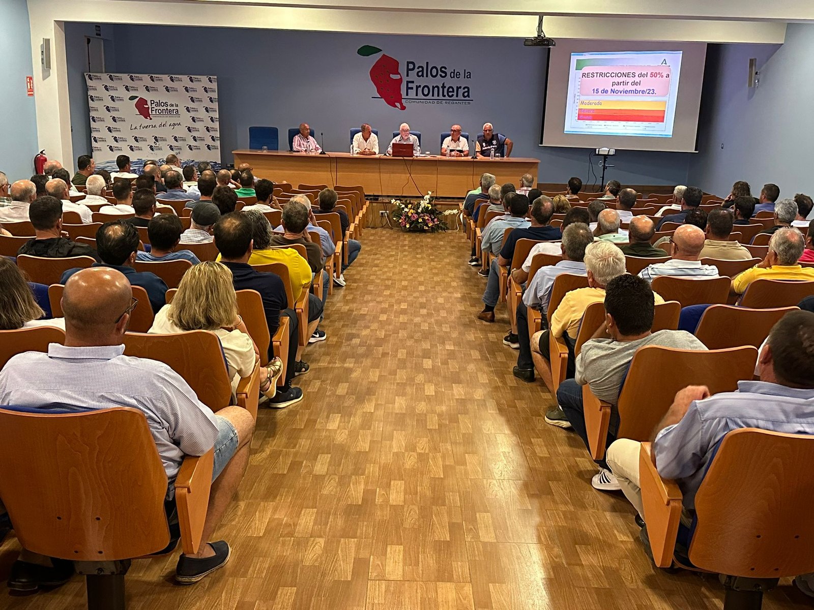 La CR Palos inicia un control de consumo de agua de «supervivencia» ante el recorte del 50% al regadío