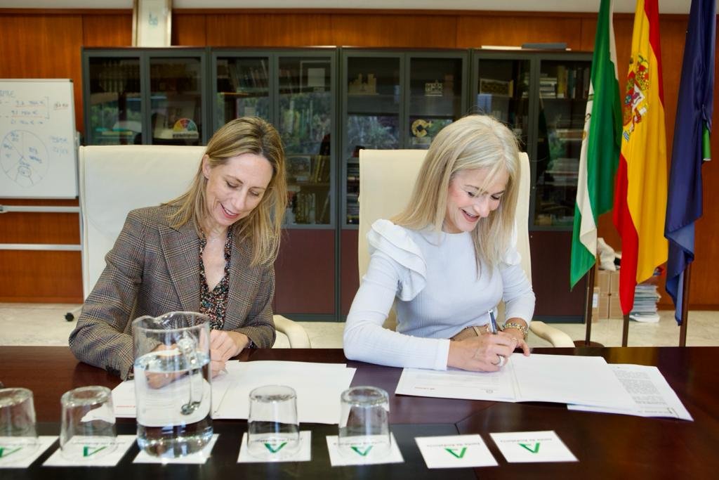 Junta y Cepsa impulsan la formación en hidrógeno verde
