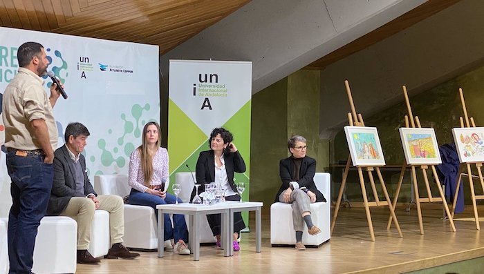 Eva Laín en la UNIA
