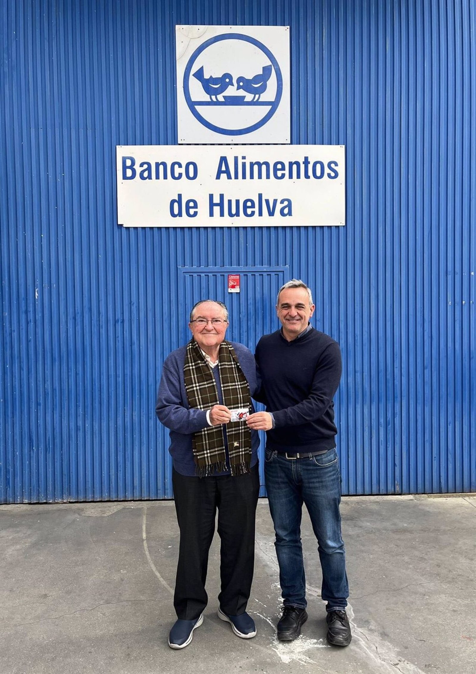 Fundación Cepsa dona tarjetas de combustible al Banco de Alimentos de Huelva
