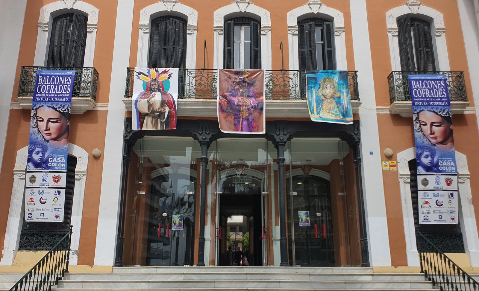 David Morales y Mauricio Hidalgo ganan la cuarta edición de ‘Balcones Cofrades’