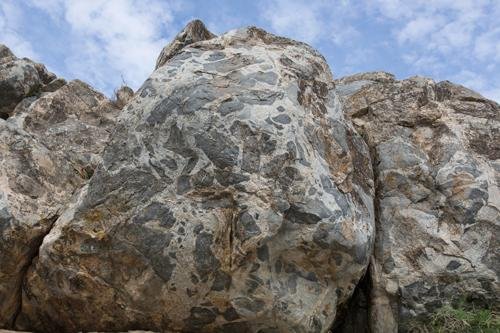 Investigadores de Huelva descubren el magma que origina los granitos de los Andes