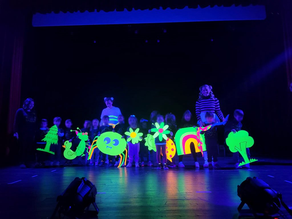 El alumnado de Infantil de Zalamea se inicia en las artes escénicas
