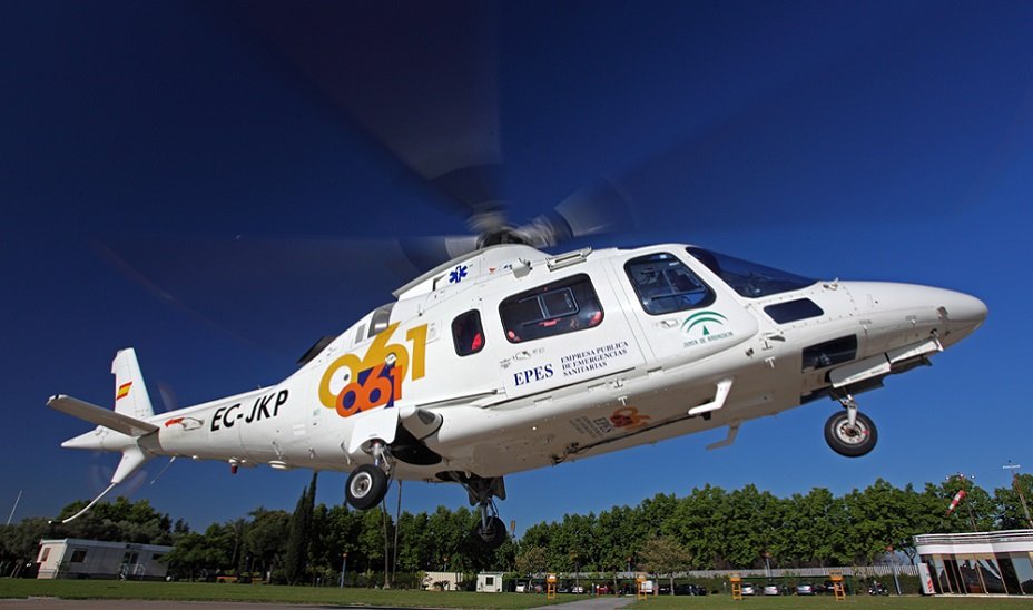 Fallece una persona tras la colisión entre dos parapentes en Almonte