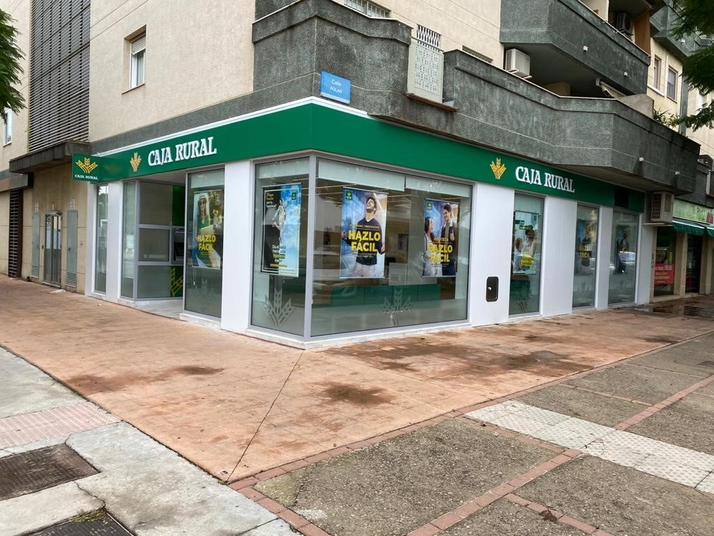 Caja Rural entra en el sector de la salud