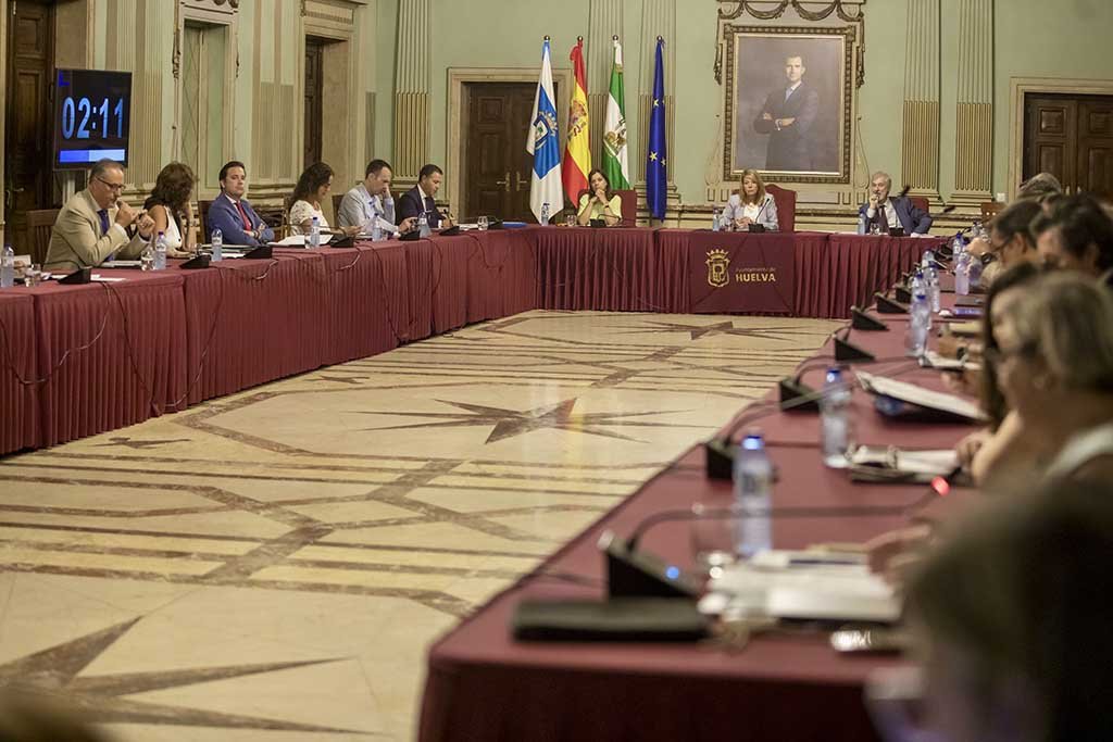 El Ayuntamiento recupera terrenos municipales para iniciar la urbanización del Ensanche Sur