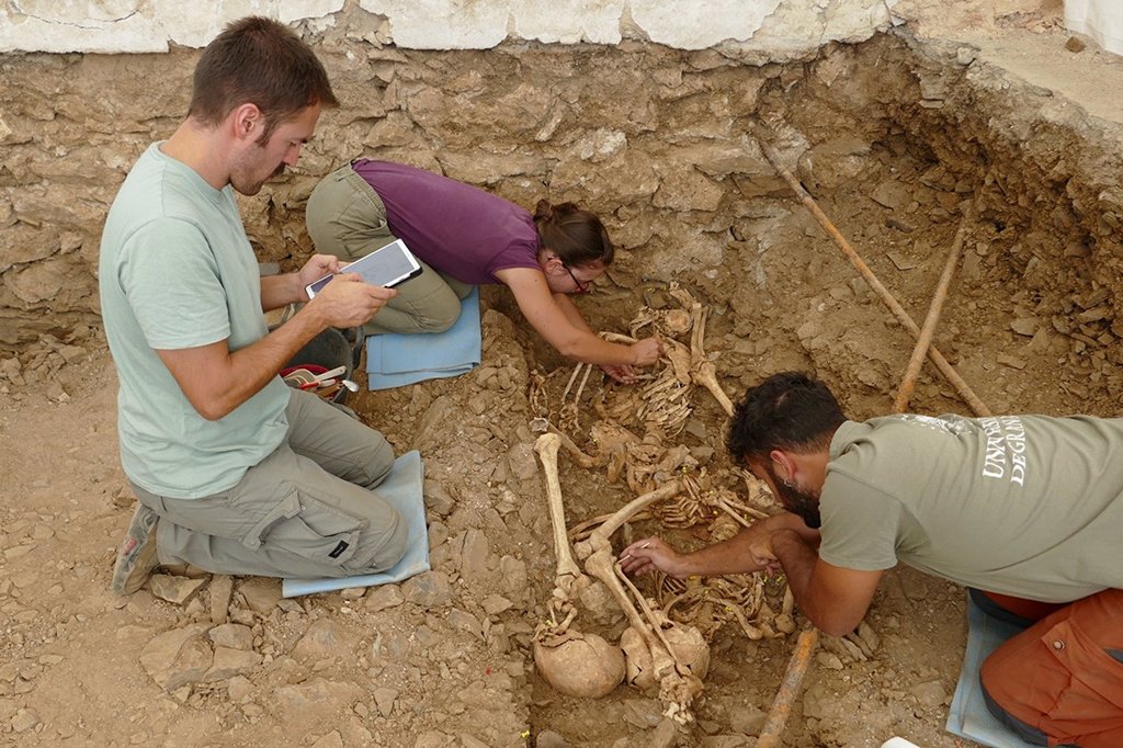 Exhumados los restos de nueve víctimas de la Guerra Civil en Zufre