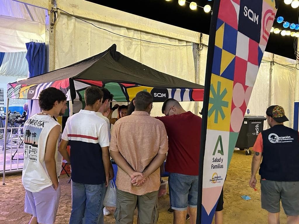 El Ayuntamiento instala un Servicio de Atención a la Movida en los conciertos de Colombinas