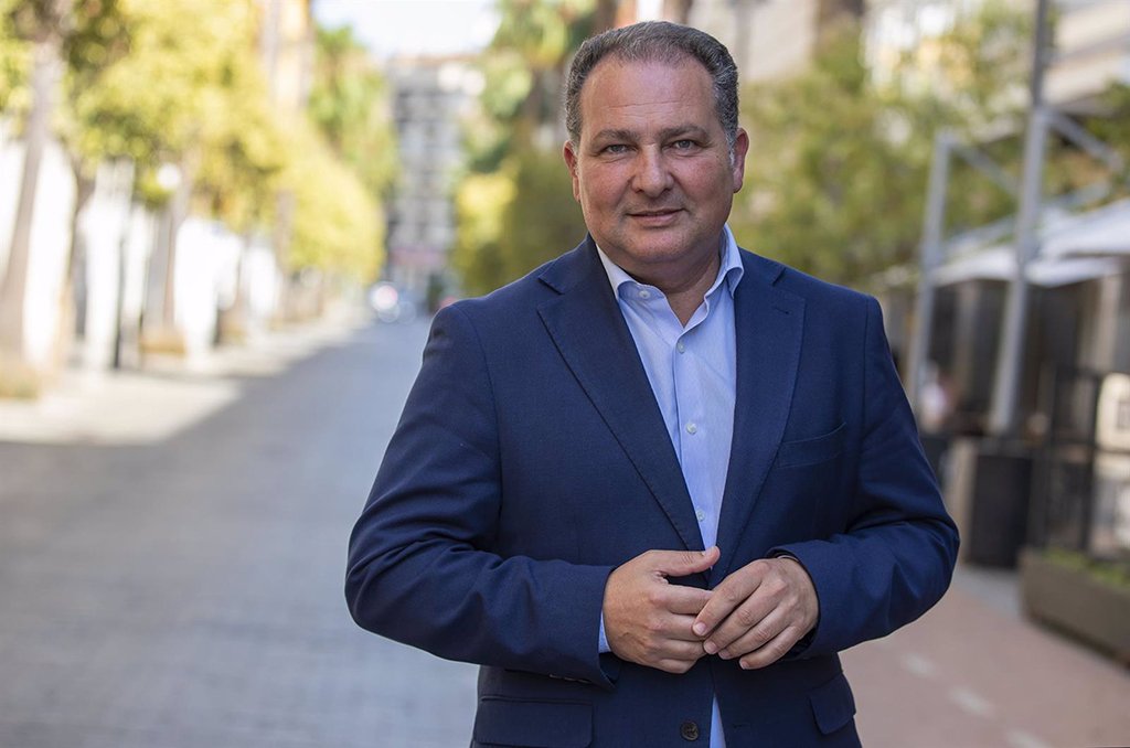 Toscano renuncia a la Alcaldía de Aljaraque por «honestidad»