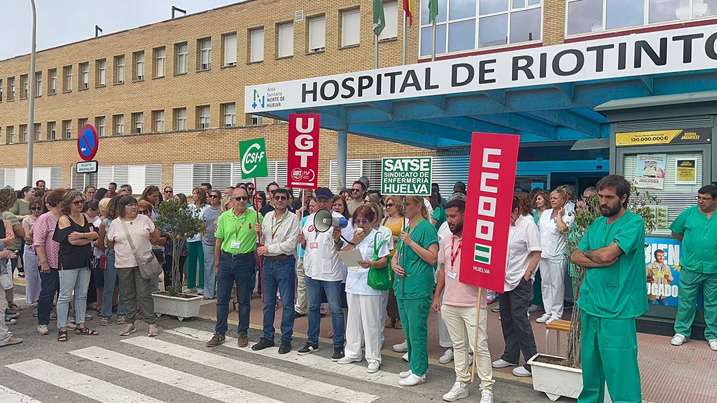 Los sindicatos convocan una concentración en el Hospital de Riotinto