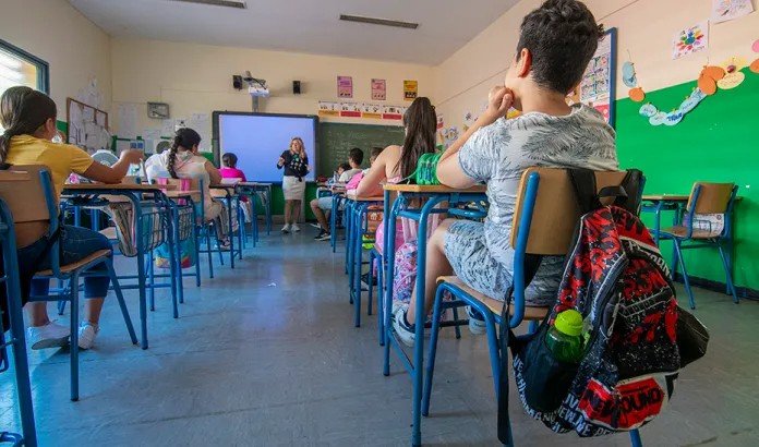 La Junta de Personal Docente de Huelva denuncia un aumento de los alumnos por clase del 10%