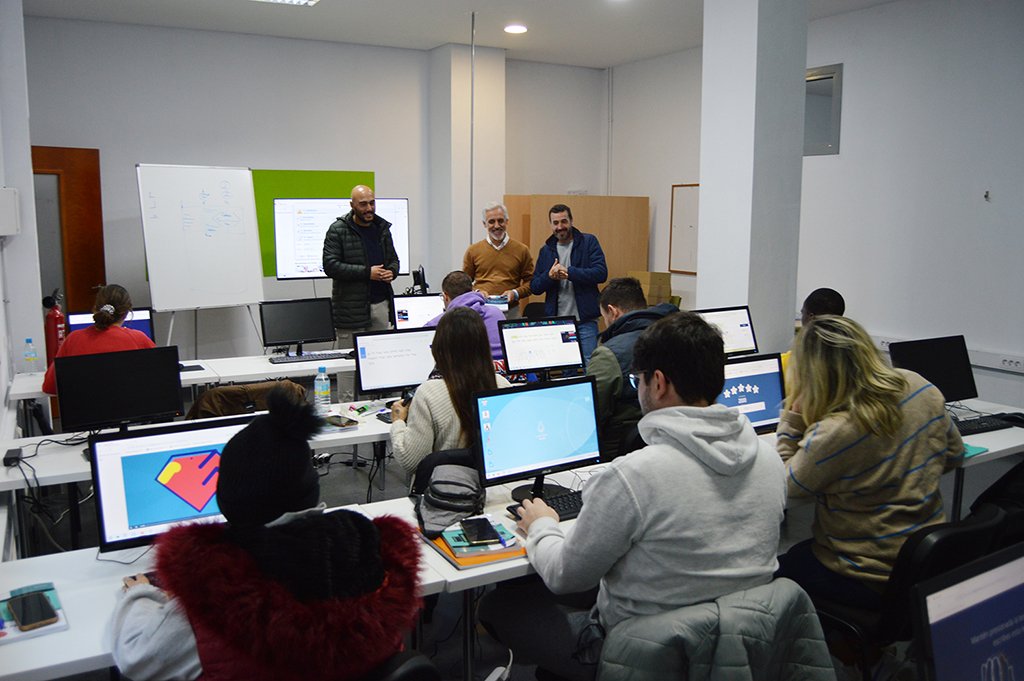 San Juan del Puerto forma en Operaciones de Grabación y Tratamiento de Datos y Documento