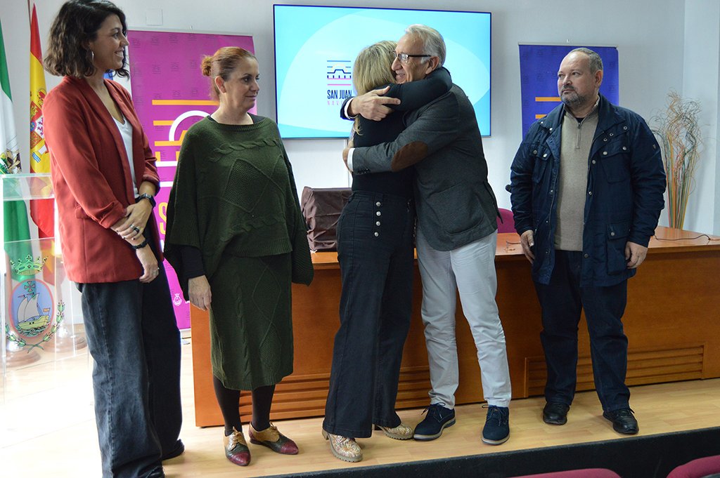 San Juan entrega los restos de una víctima del franquismo a Bonares