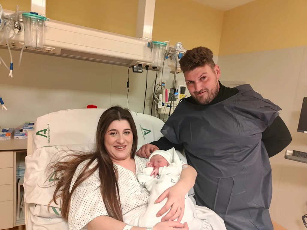 Francisco Javier, el primer bebé nacido en Huelva en 2025