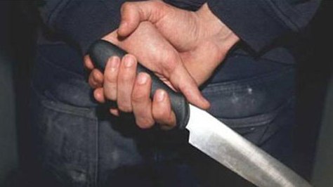 Cuchillo en Huelva