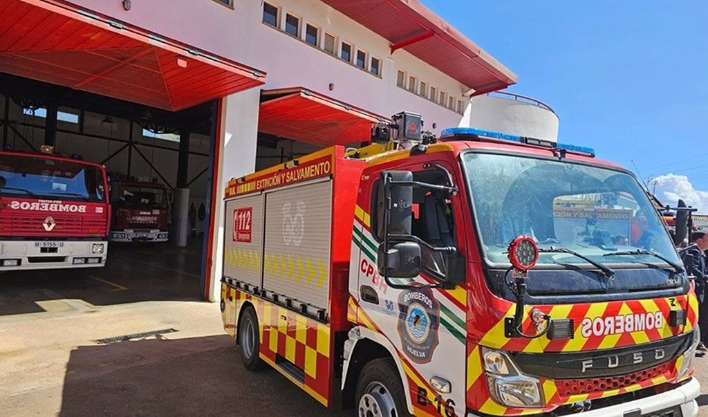 El viento provoca la suspensión del suministro eléctrico en Ayamonte e Isla Cristina
