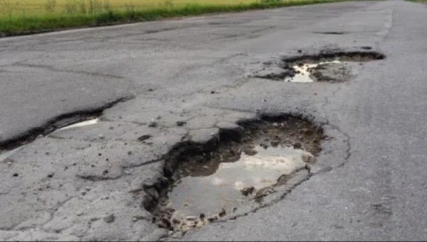 Vecinos del Andévalo exigen la reparación urgente de la A-478 entre Zalamea y Calañas